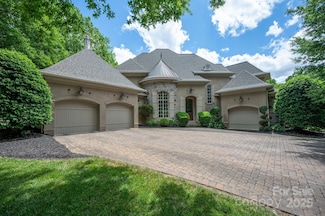8601 Trethorne Ct, Waxhaw, NC 28173