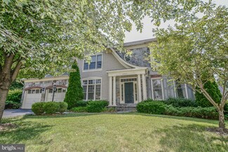 4456 Tuscany Ct, Woodbridge, VA 22192