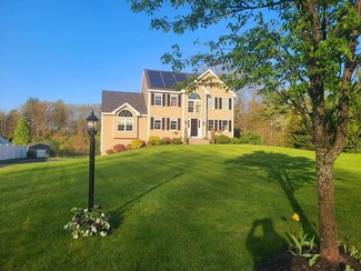 19 Lakeview Dr, Shirley, MA 01464
