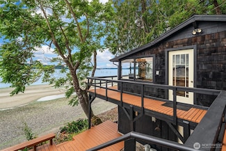 11212 SW 125th St, Vashon, WA 98070
