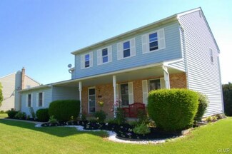 5625 Wynnewood Dr, Laurys Station, PA 18059