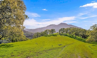 3300 Bragdon Way, Clayton, CA 94517