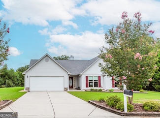 1411 Silvergate Way, Winder, GA 30680