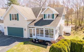 22 Spring Pond Cir, York, ME 03909