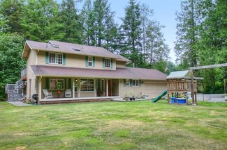 7432 Moon Valley Rd SE, North Bend, WA 98045