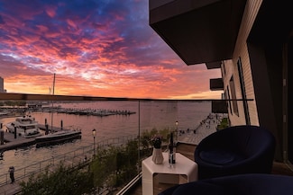 300 Pier 4 Blvd Unit 3B, Boston, MA 02210
