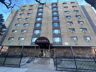 110 N Kenilworth Ave Unit 3F, Oak Park, IL 60301