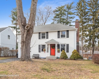28 Oxford Rd, Albany, NY 12203