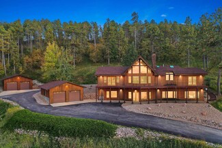 565 Flat Top Cir, Spearfish, SD 57783
