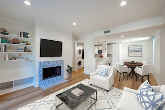 2829 Timmons Ln Unit 199, Houston, TX 77027