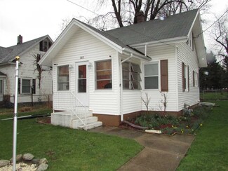 303 W Patterson St, Lakeville, IN 46536
