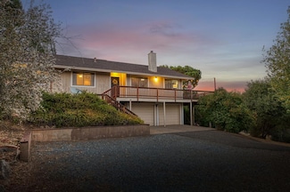 46688 Eastwood Dr N, Oakhurst, CA 93644