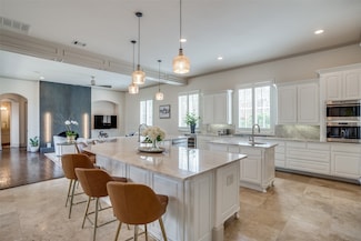 8402 Ridgelea St, Dallas, TX 75209