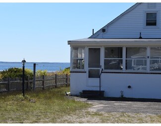 35 Wankinco Ave, Wareham, MA 02571