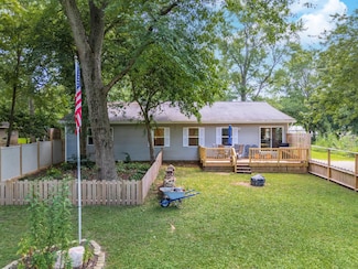 7981 Johnson Ln, Downs, IL 61736