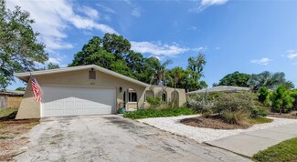 2372 Mcmullen Rd, Largo, FL 33771