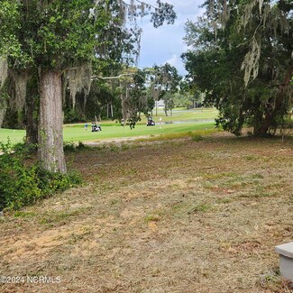 416 Shoreline Dr W, Sunset Beach, NC 28468