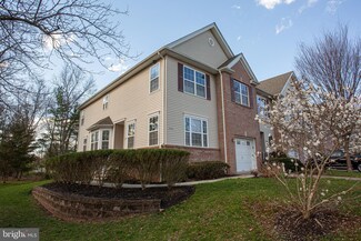 1105 Fir Ct, Somerset, NJ 08873