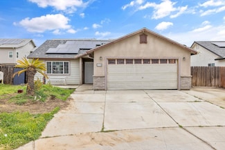 31140 Wolf St, Visalia, CA 93291