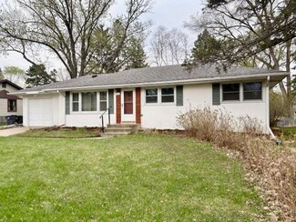 192 Demar Ave, Saint Paul, MN 55126