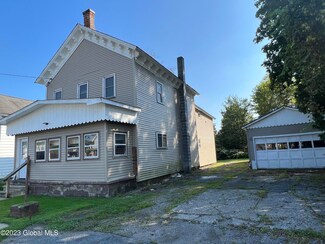 6 1st Ave, Whitehall, NY 12887