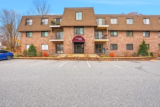 59 School St Unit B-12, Northborough, MA 01532