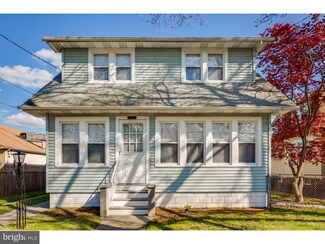 6820 Clark Ave, Pennsauken, NJ 08110