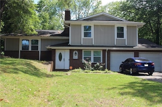 2820 Lansdowne Dr, Winston Salem, NC 27103