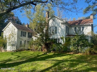 7654 Pleasant Valley Rd, Cogan Station, PA 17728