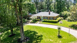 8705 Waxford Rd, Richmond, VA 23235