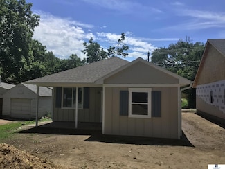 2921 Decatur St, Omaha, NE 68111