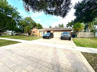 5040 SW 117th Way, Cooper City, FL 33330