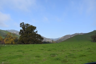 1700 Finley Rd, Pleasanton, CA 94588