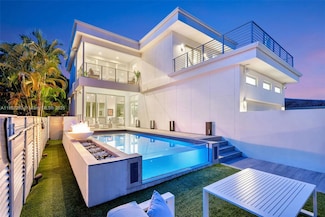 1243 Washington St, Hollywood, FL 33019