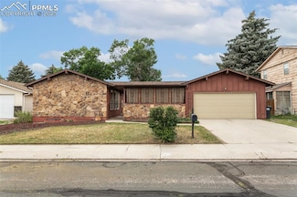 2932 W Whileaway Cir, Colorado Springs, CO 80917