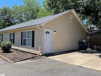 512 Saint Mark Rd, Taylors, SC 29687