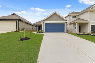 9235 Grace Ridge Dr, Willis, TX 77318