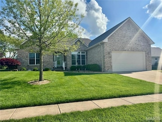510 Windy Hills Dr, Washington, MO 63090