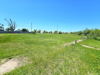 509 W Elm Ave, Pampa, TX 79065