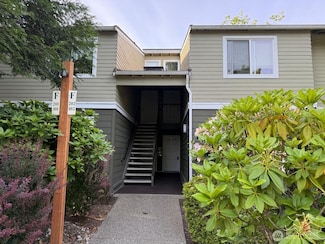 820 Cady Rd Unit F102, Everett, WA 98203