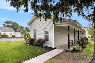 337 Smith St, Mishawaka, IN 46544
