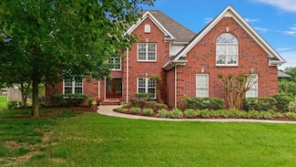2214 Woodridge Trail, Murfreesboro, TN 37130