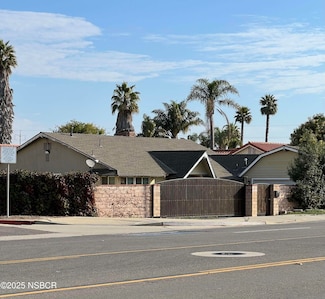 295 E Central Ave, Lompoc, CA 93436