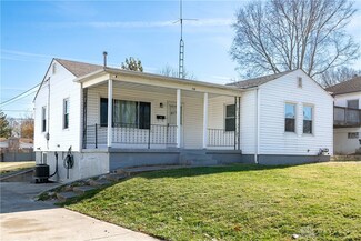 710 Oakleaf Dr, Dayton, OH 45417