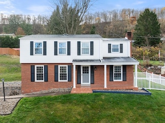 18 Barrows Rd, Wheeling, WV 26003