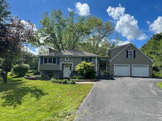 39 Thompson St, Wells, ME 04090
