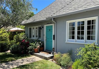 25 Oak Knoll Gardens Dr, Pasadena, CA 91106