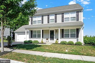 245 Steepbank Rd, Lancaster, PA 17602