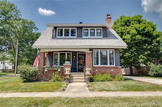 209 W Spruce St, Jerseyville, IL 62052