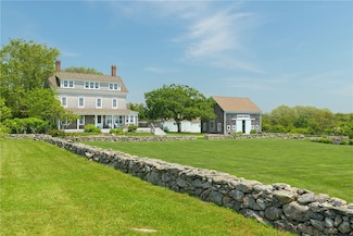 68 Grange Ave, Little Compton, RI 02837